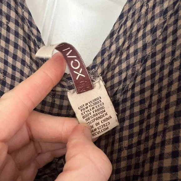 XCVI Gingham Asymmetrical Hem Maxi Dress W Embroidered Flowers XL - Picture 6 of 6